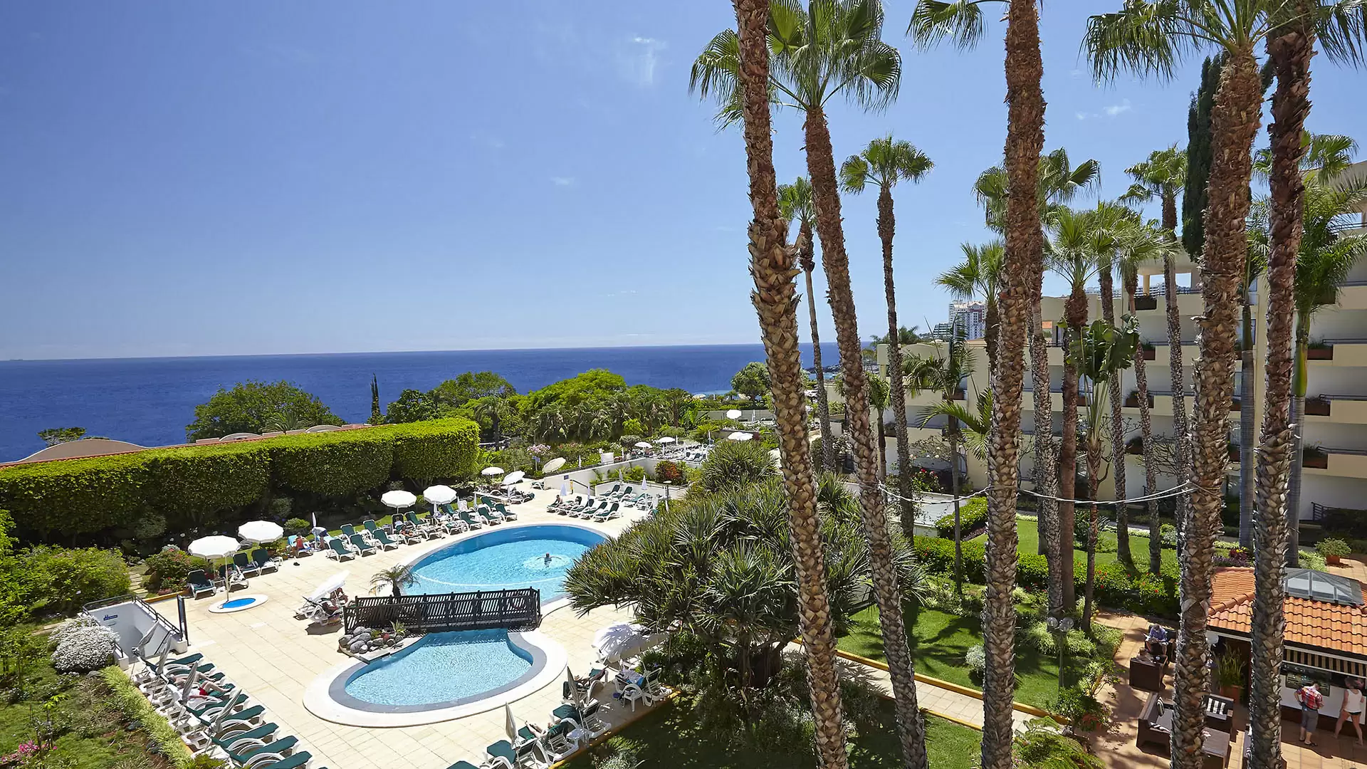Suite Hotel Eden Mar m/morgenmad slide 2